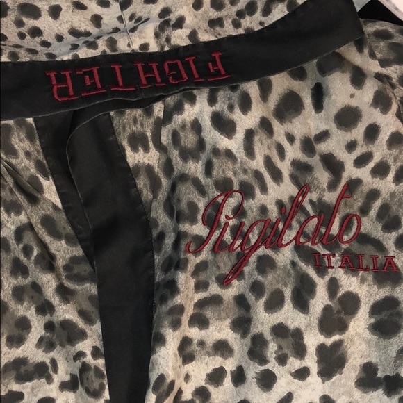 Luxury DOLCE AND GABBANA silk robe - Picture 7 of 7